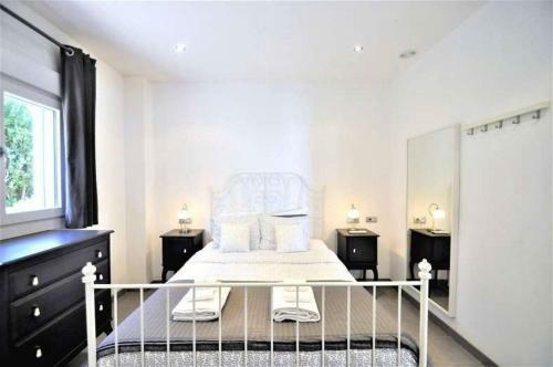 Excellent Seafront Villa In Cala Pi