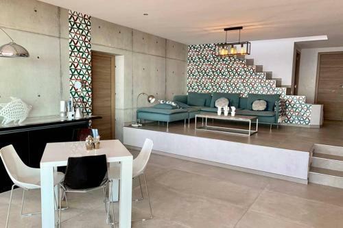 Apartamento Duplex De Cara El Mar 210 M2