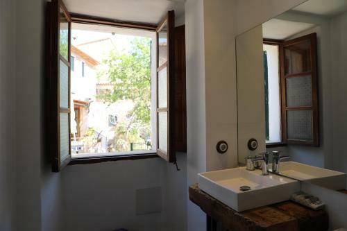 Hotel Can Pera Accommodation - Ti