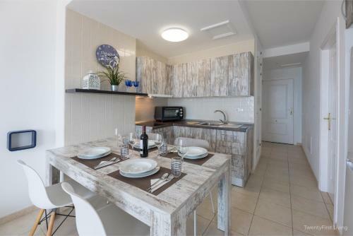 Apartamento Residence Playa Paraiso With Ocean View