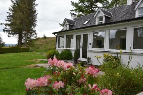 Lagnakeil Lodges & Cottages