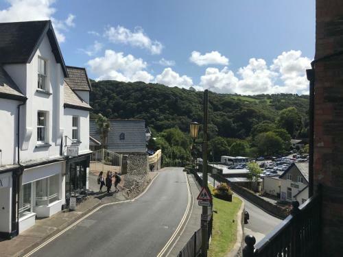 Hostal Castle Hill Guest House