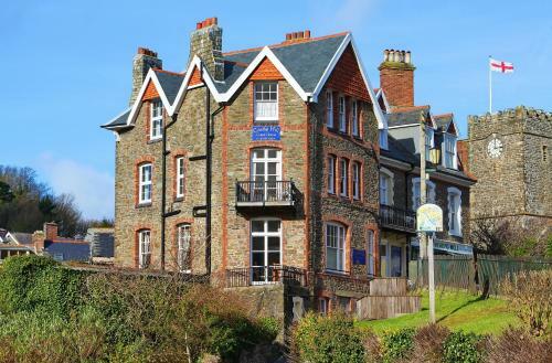 Hostal Castle Hill Guest House