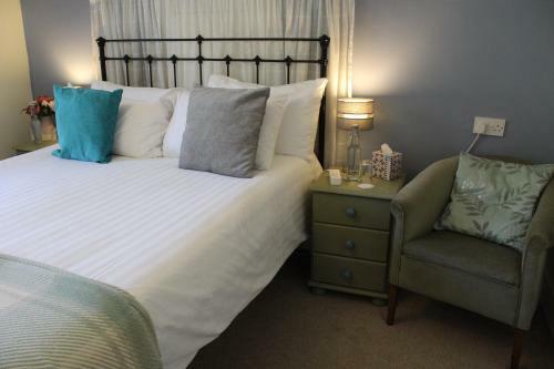 Hostal Longmead House