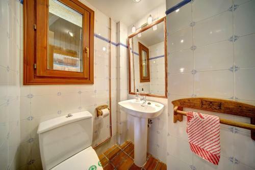 Casa Mont Romies By Totiaran