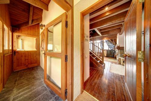 Casa Mont Romies By Totiaran
