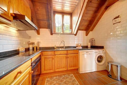 Casa Mont Romies By Totiaran