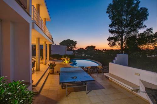 Villa Ses Arcades By Villa Plus