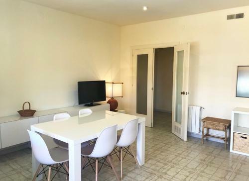 Apartamento En Playa Franc�s (coma-ruga)