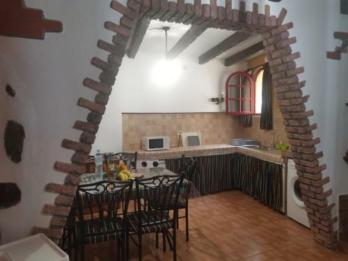 Casita Rural Con Jacuzzi Climatizado.