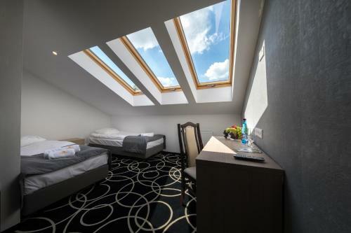 Hotel Go?ciniec Pod Lasem