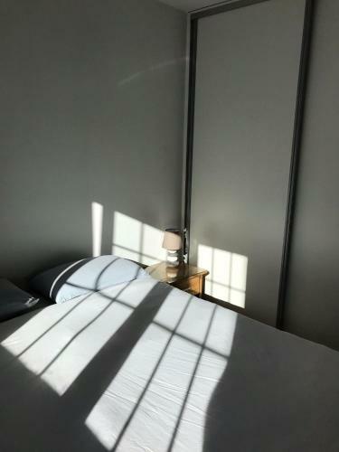 Apartamento Grosse Terrasse. Modern. Home Office. Solarium