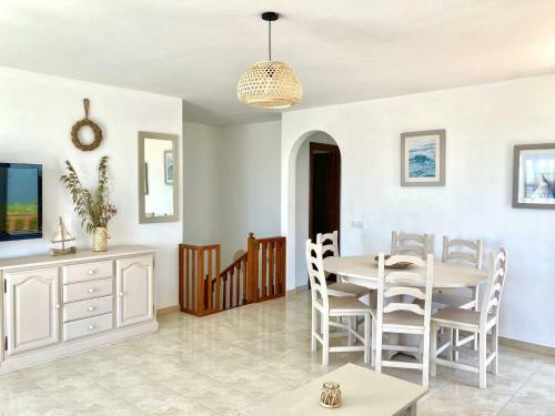 Villa Zodiac Acuario