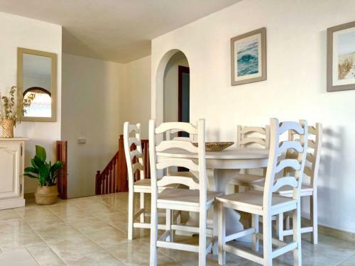 Villa Zodiac Acuario