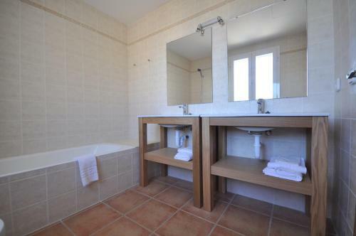 Houm Villa Samil