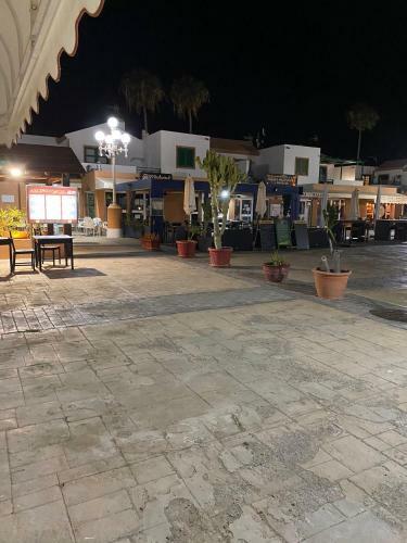 Apartamento Noemi Puerta Del Sol