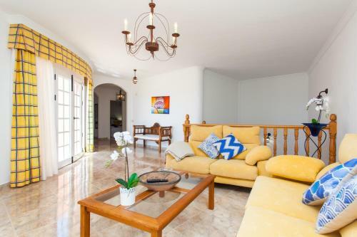 Villa Oramas