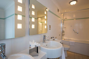 Hotel The Park Royal - Qhotels