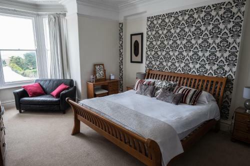 The Longcross Hotel And Gardens