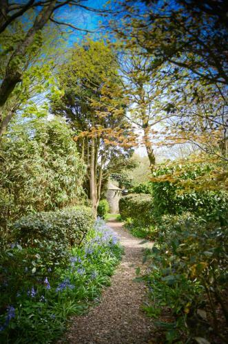 The Longcross Hotel And Gardens