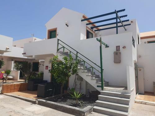 Castillo Holiday Apartment- Puerta Del Sol 245