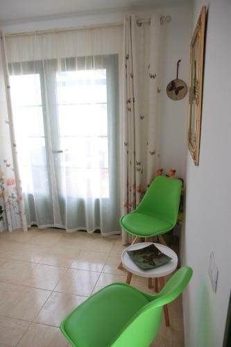 Castillo Holiday Apartment- Puerta Del Sol 245