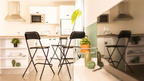 Oasis Apartments By Aloha Bay