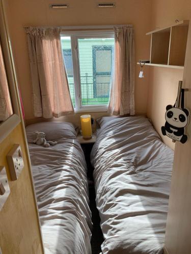 Ingoldmells Fantasy Island 8 Birth Static Caravan.