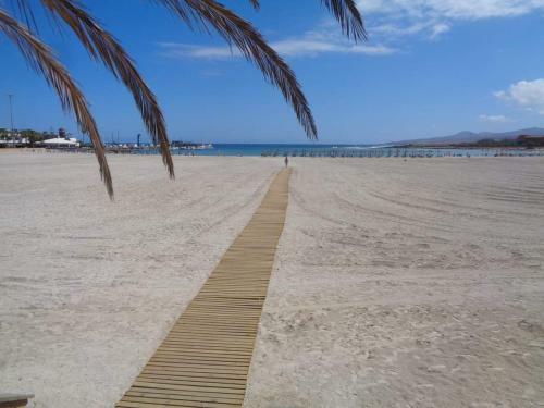 New Apartamento Luxury Caleta, Pool, Terrace, Wifi
