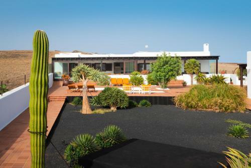 Villa Agave // Villa Card�n