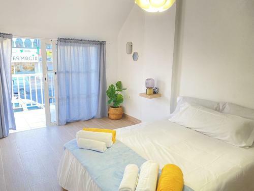 Apartamento 2hab Con Piscina Y Terraza