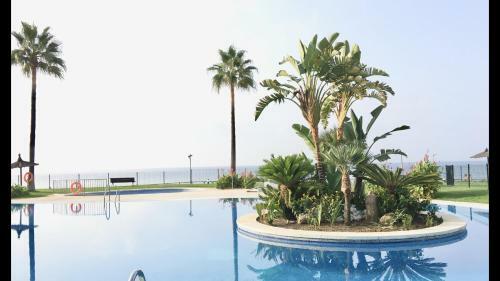 Mi Capricho B16 Beachfront Apartment