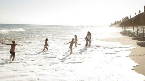 Mi Capricho B16 Beachfront Apartment