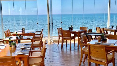 Mi Capricho C15 Beachfront Apartment
