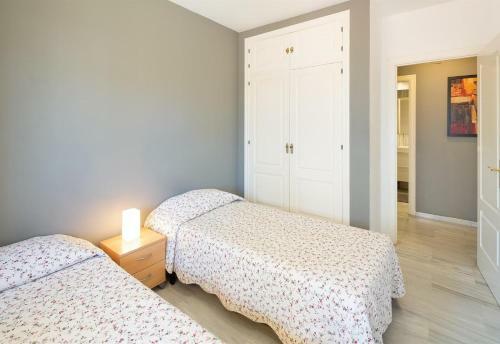 Luxury Front Line Beach Apartment