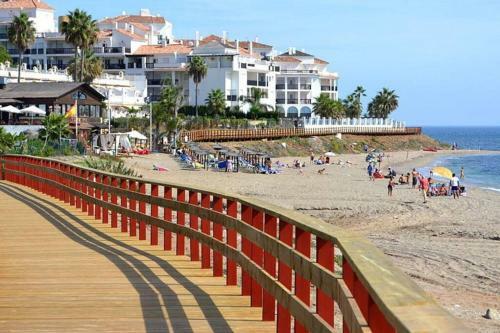 Modern 1 Bed Apartment, In La Cala De Mijas
