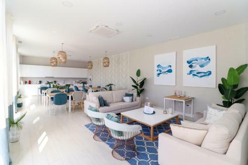 Apartamento Cala Serena Brand New, Private Plunge Pool