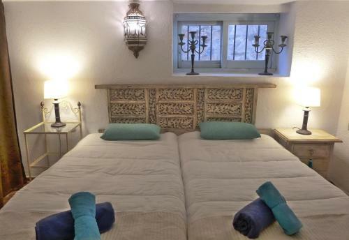 Charming Al-andalus Villa