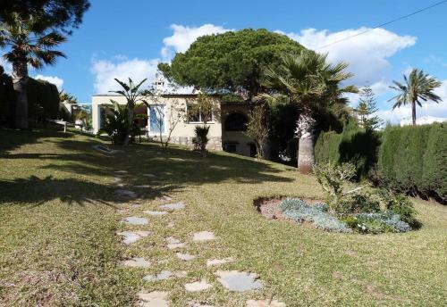 Charming Al-andalus Villa