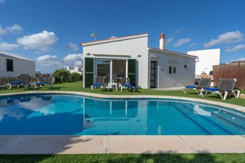 Villa Binixiqui