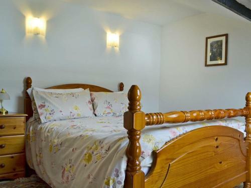Holly Cottage