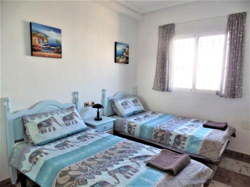 Ground Floor Apartment With Communal Pool Close To All Amenities