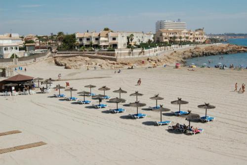 Luxurious 2 Bedroom Apartment Near Cabo Roig Strip