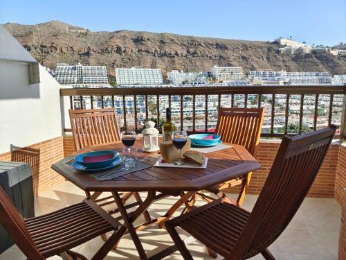 Apartment With Sunny Balcony - Short Distance To Swimming Pool