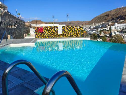 Apartment With Sunny Balcony - Short Distance To Swimming Pool