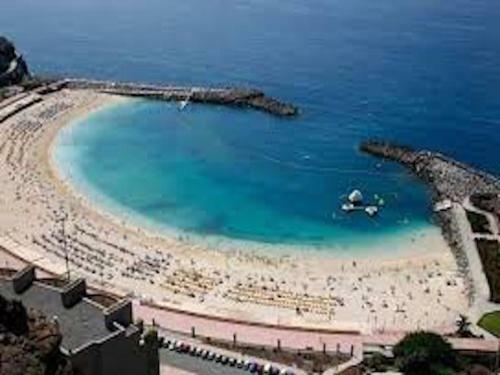 Apartment With Sunny Balcony - Short Distance To Swimming Pool