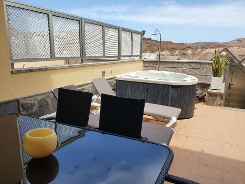 Apartamento Las Brisas De Puerto Rico With Jacuzzi