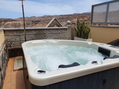 Apartamento Las Brisas De Puerto Rico With Jacuzzi