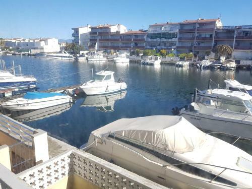 Apartamento Port Empord� Canales