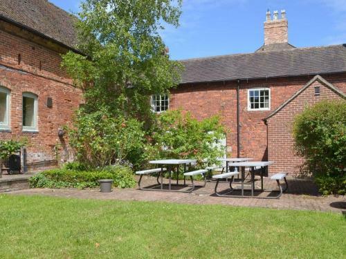Burdetts Cottage